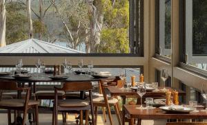 robyns nest lakeside resort