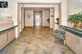 motel 6 peterborough on