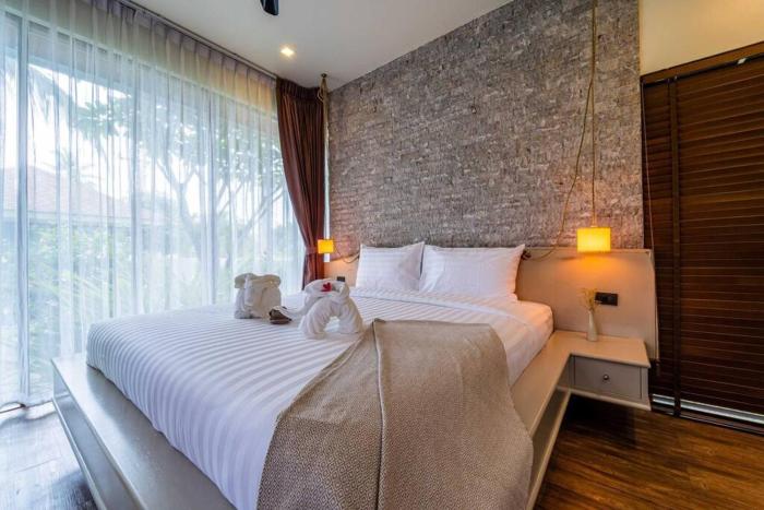 secluded oasis for family bm5