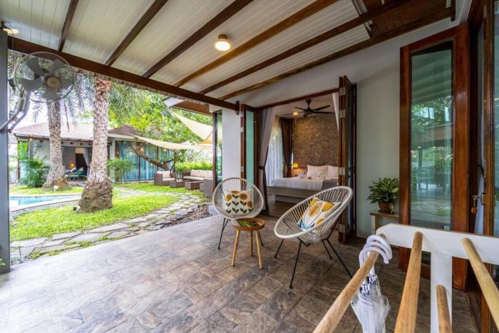 secluded oasis for family bm5