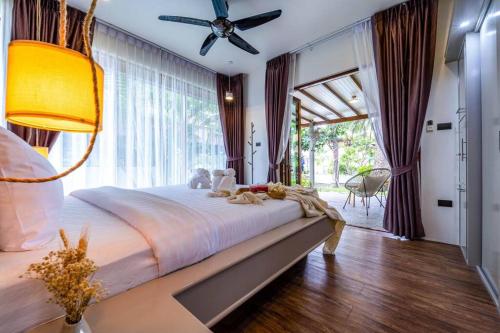 secluded oasis for family bm5