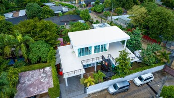 luxury and playful 5 bed pool villa cc