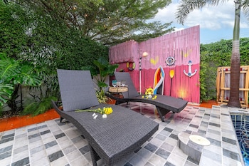 luxury and playful 5 bed pool villa cc