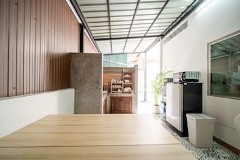 Socialer Coliving & Coworking Space,,1 star