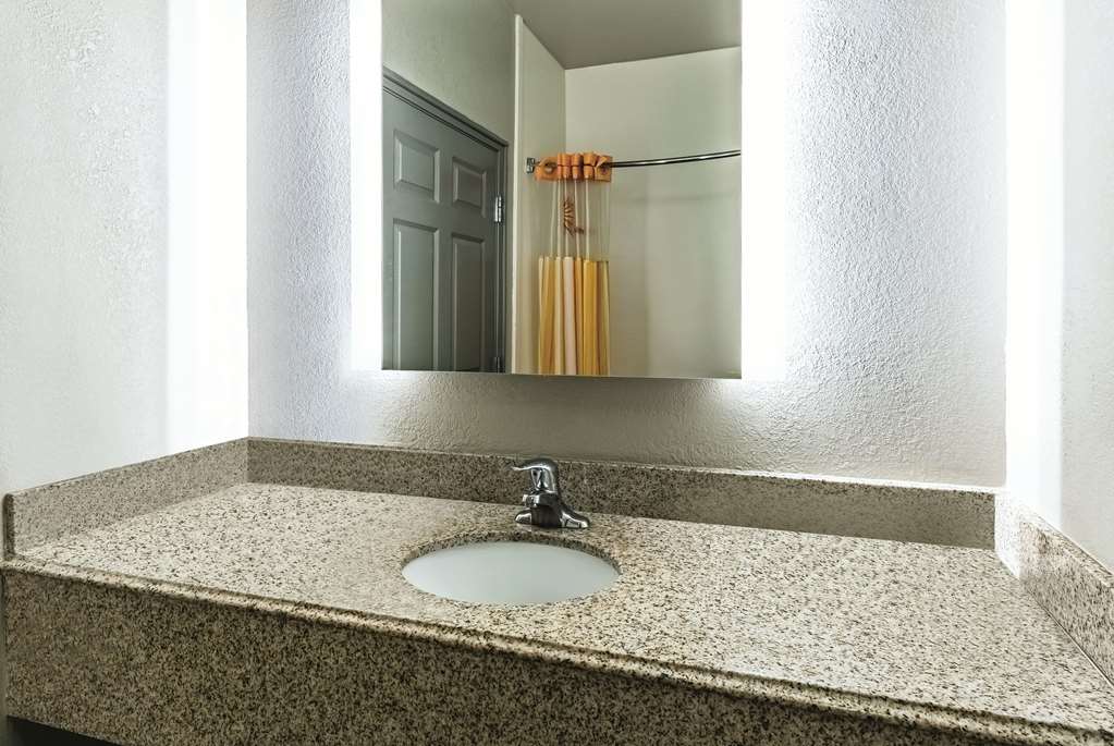 la quinta inn and suites by wyndham phoenix i 10 west