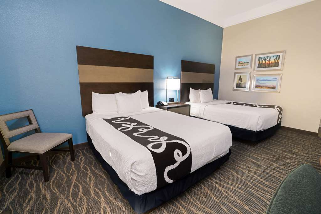 la quinta inn and suites by wyndham phoenix i 10 west