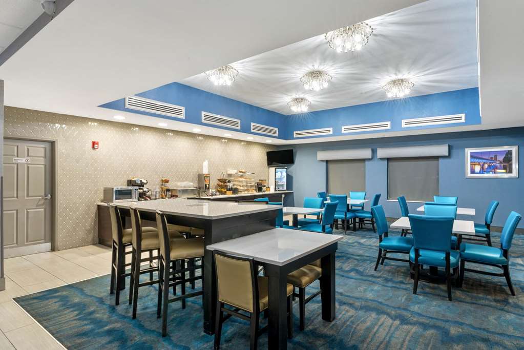 la quinta inn and suites by wyndham phoenix i 10 west