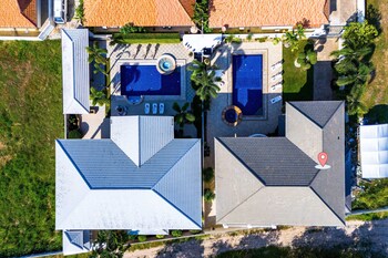 luxurious 5 bed private pool villa pv5