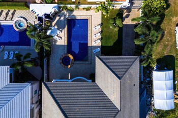 luxurious 5 bed private pool villa pv5