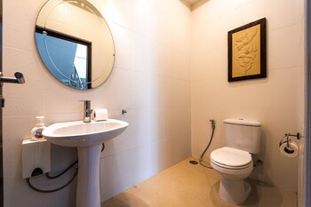 luxurious 5 bed private pool villa pv5