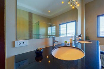 luxurious 5 bed private pool villa pv5