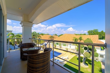 luxurious 5 bed private pool villa pv5