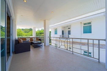 luxurious 5 bed private pool villa pv5