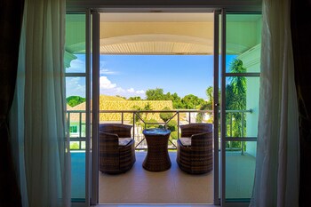 luxurious 5 bed private pool villa pv5