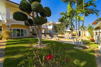 luxurious 5 bed private pool villa pv5