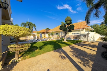 luxurious 5 bed private pool villa pv5