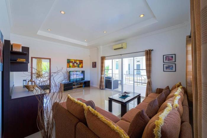luxurious 5 bed private pool villa pv5