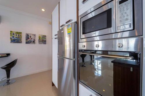luxurious 5 bed private pool villa pv5