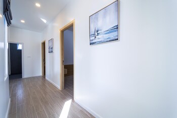 private modern 3 bedroom pool villa av1