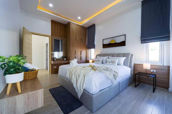 private modern 3 bedroom pool villa av1