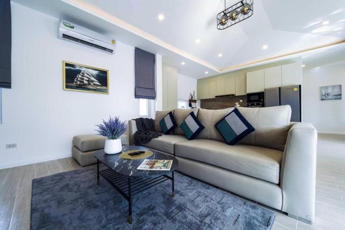 private modern 3 bedroom pool villa av1