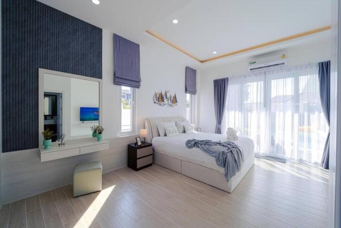 private modern 3 bedroom pool villa av1