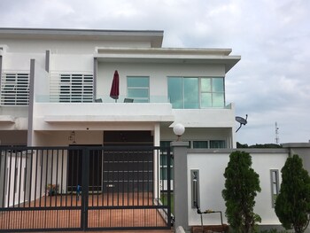 fun villa
