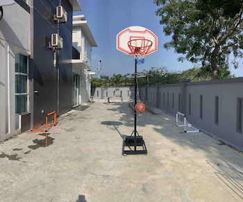 fun villa