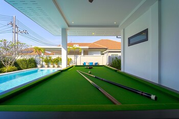 modern 3 bedroom private pool villa ml7