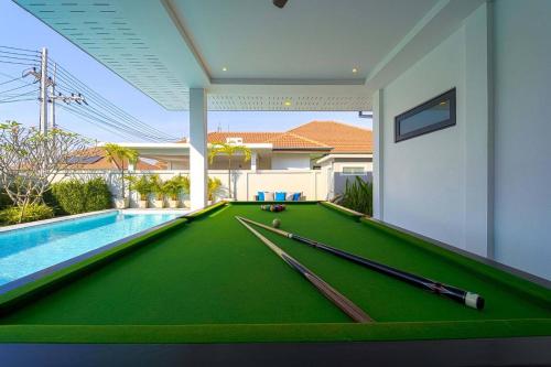 modern 3 bedroom private pool villa ml7