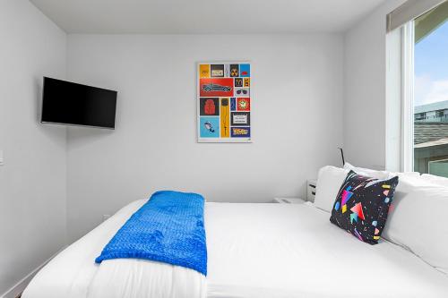 back to the future sweet suites