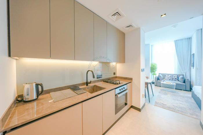 stylish retreat in business bay