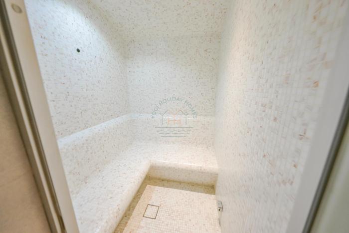 stylish retreat in business bay