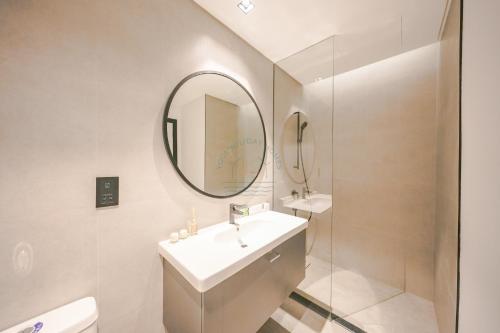 stylish retreat in business bay