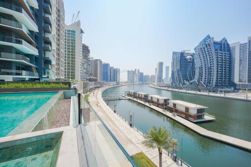 stylish retreat in business bay