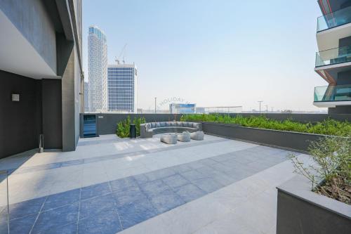 stylish retreat in business bay