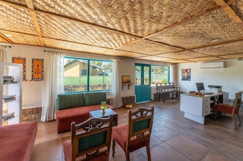 Tree Of Life Birdsong Chalets,,3 star