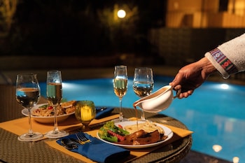 tree of life birdsong chalets