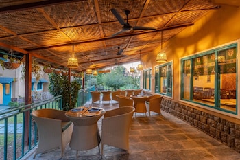 tree of life birdsong chalets