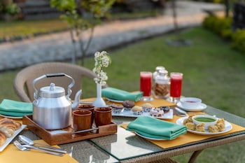 tree of life birdsong chalets