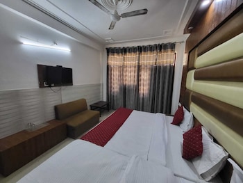 hotel new blue sapphire katra