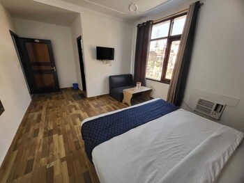 hotel new blue sapphire katra