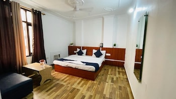 hotel new blue sapphire katra
