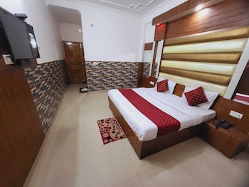 hotel new blue sapphire katra