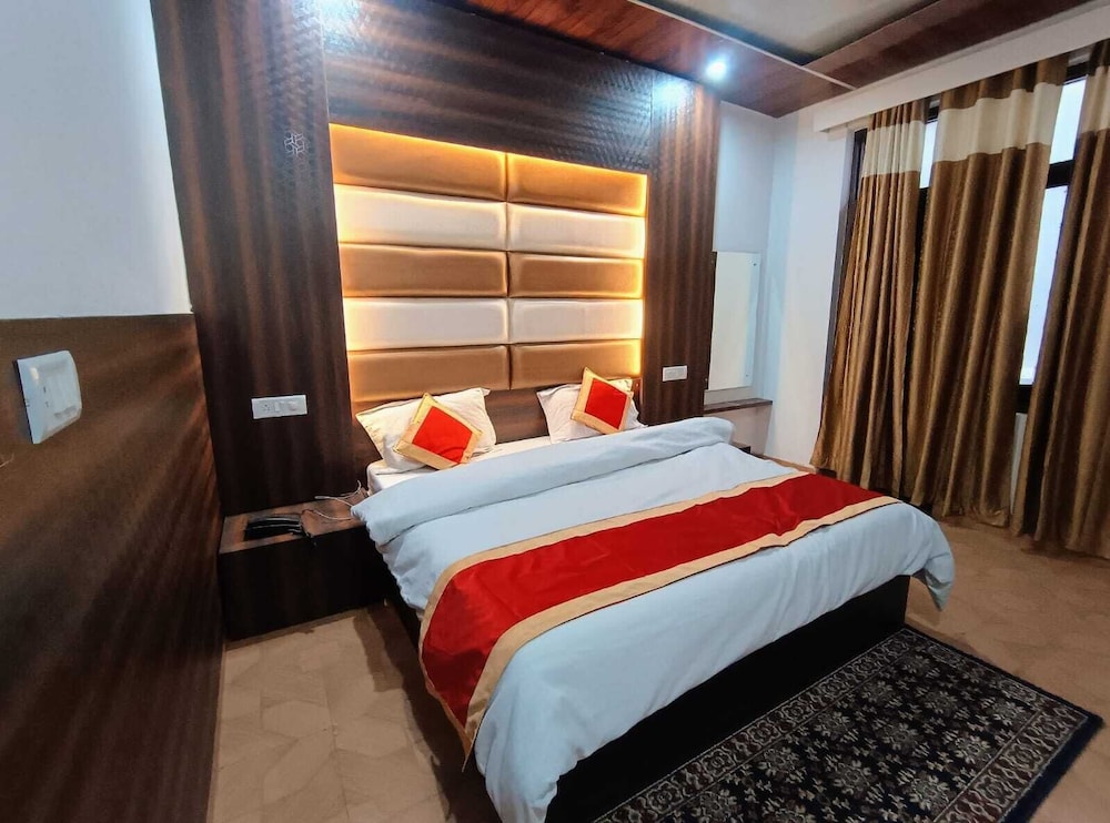 hotel new blue sapphire katra
