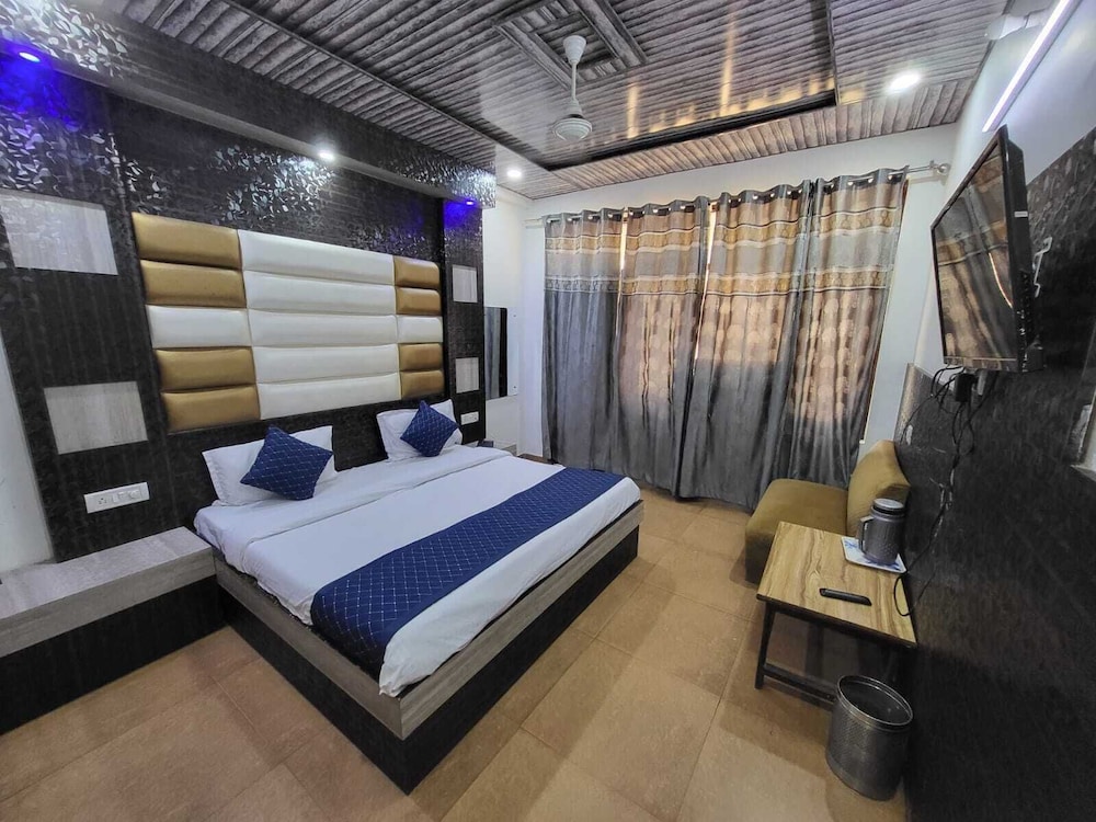 hotel new blue sapphire katra