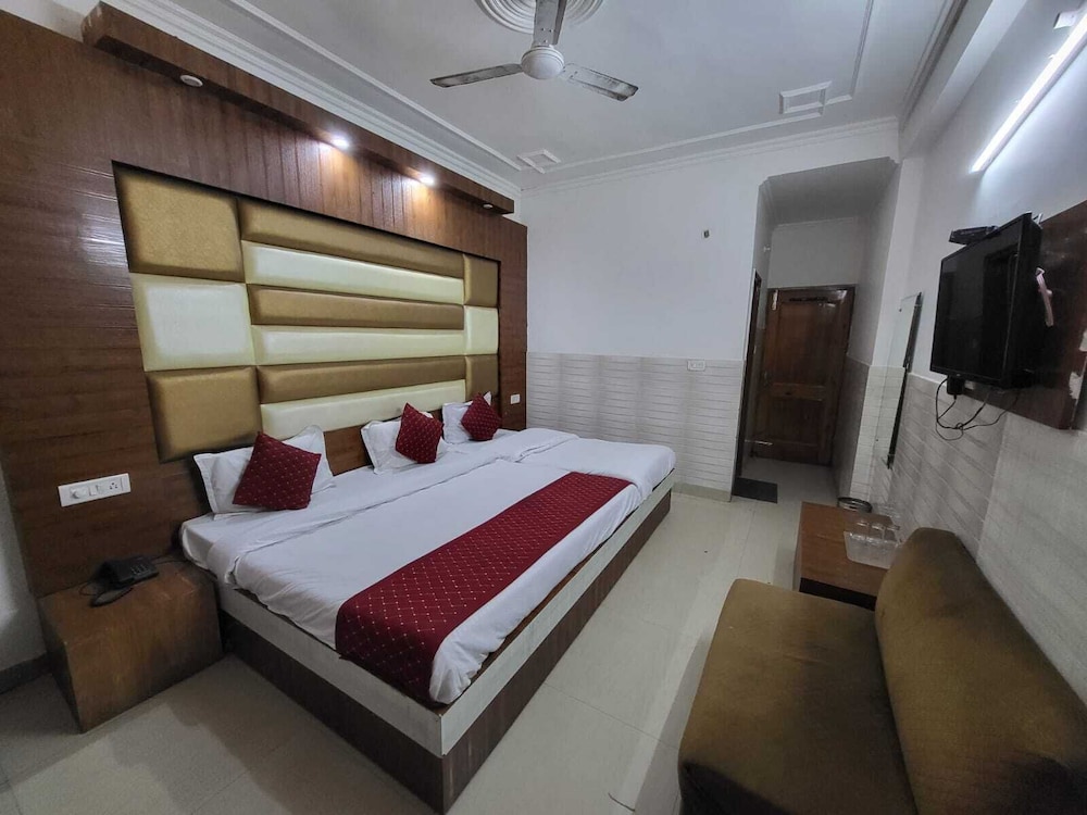 hotel new blue sapphire katra