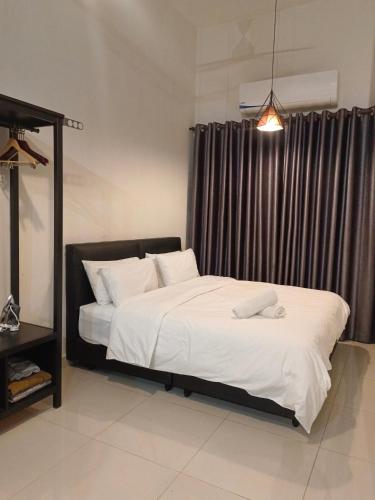 klia airport homestay