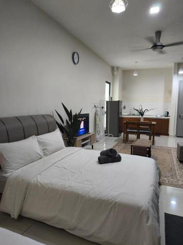 klia airport homestay