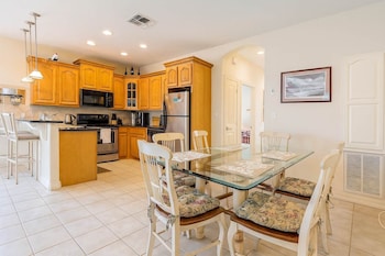beach and palms condo